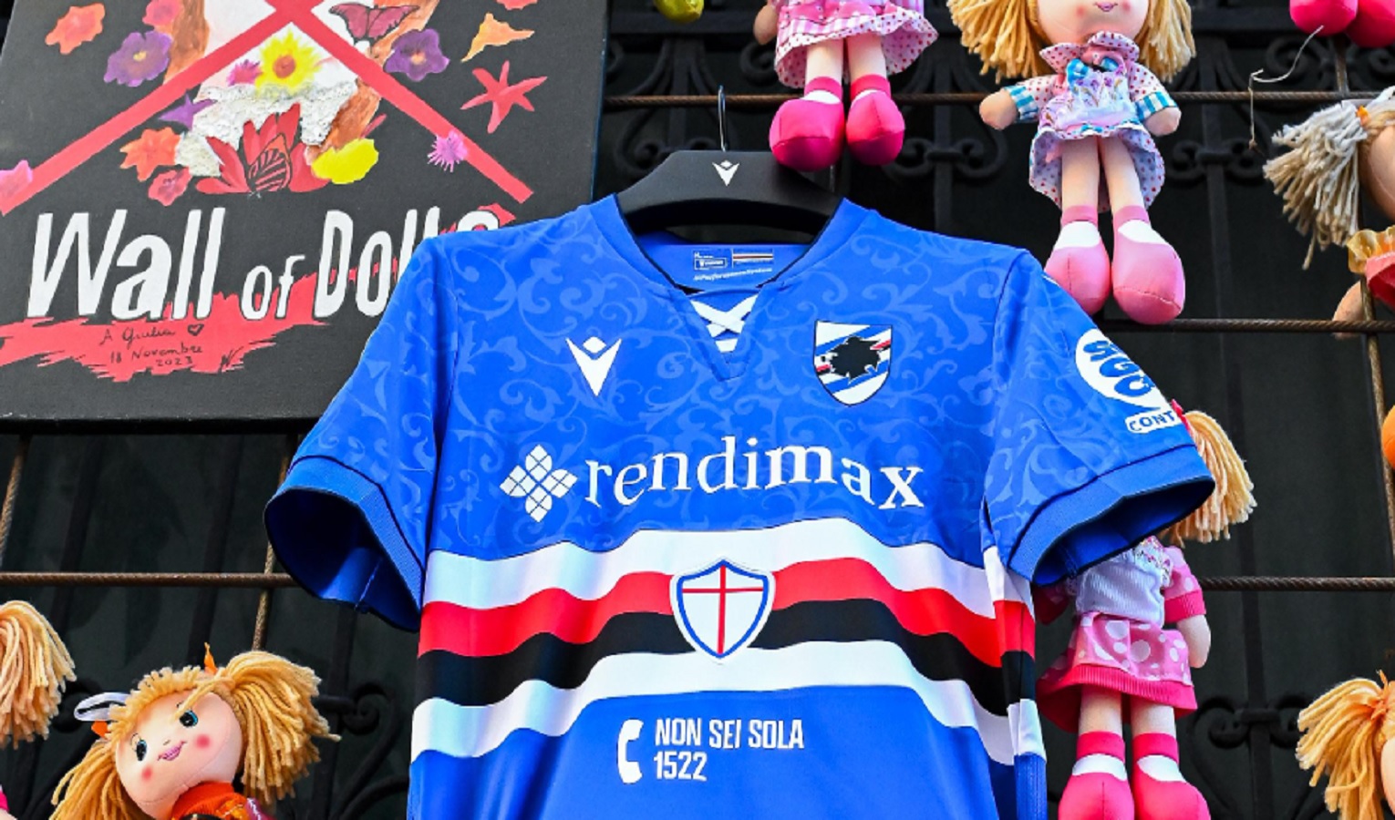 Sampdoria, a Palermo la maglia contro la violenza sulle donne