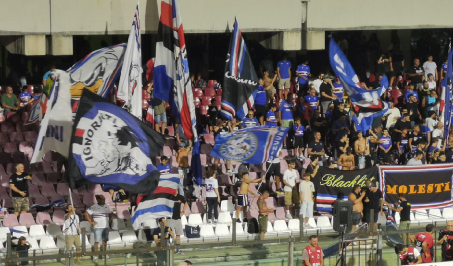 Sampdoria, oggi la partenza per il ritiro di Roma. I tifosi: