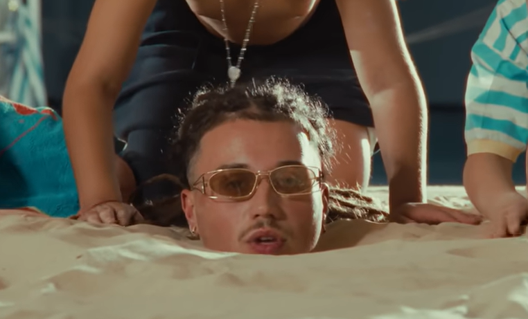 Tra i big di Sanremo c'è anche un genovese. Ecco Sayf, il giovane rapper che suona la tromba