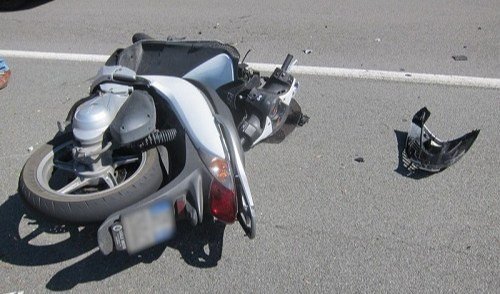 Savona, scontro tra camioncino e moto: grave scooterista