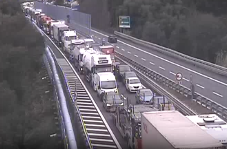 A12, tamponamento in area di cantiere tra Sestri L. e Lavagna