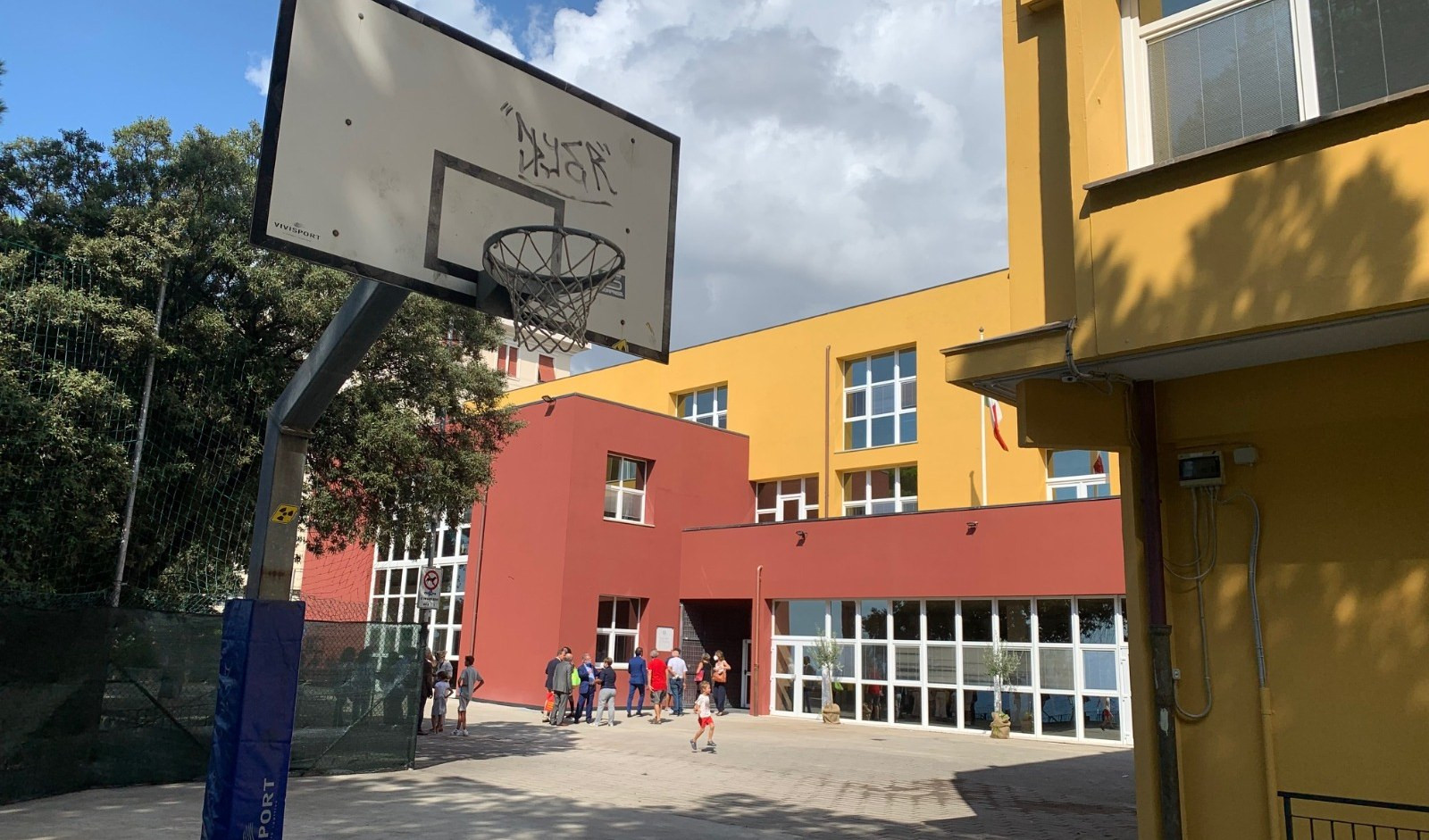 Covid, a Bogliasco duecento alunni delle elementari in quarantena