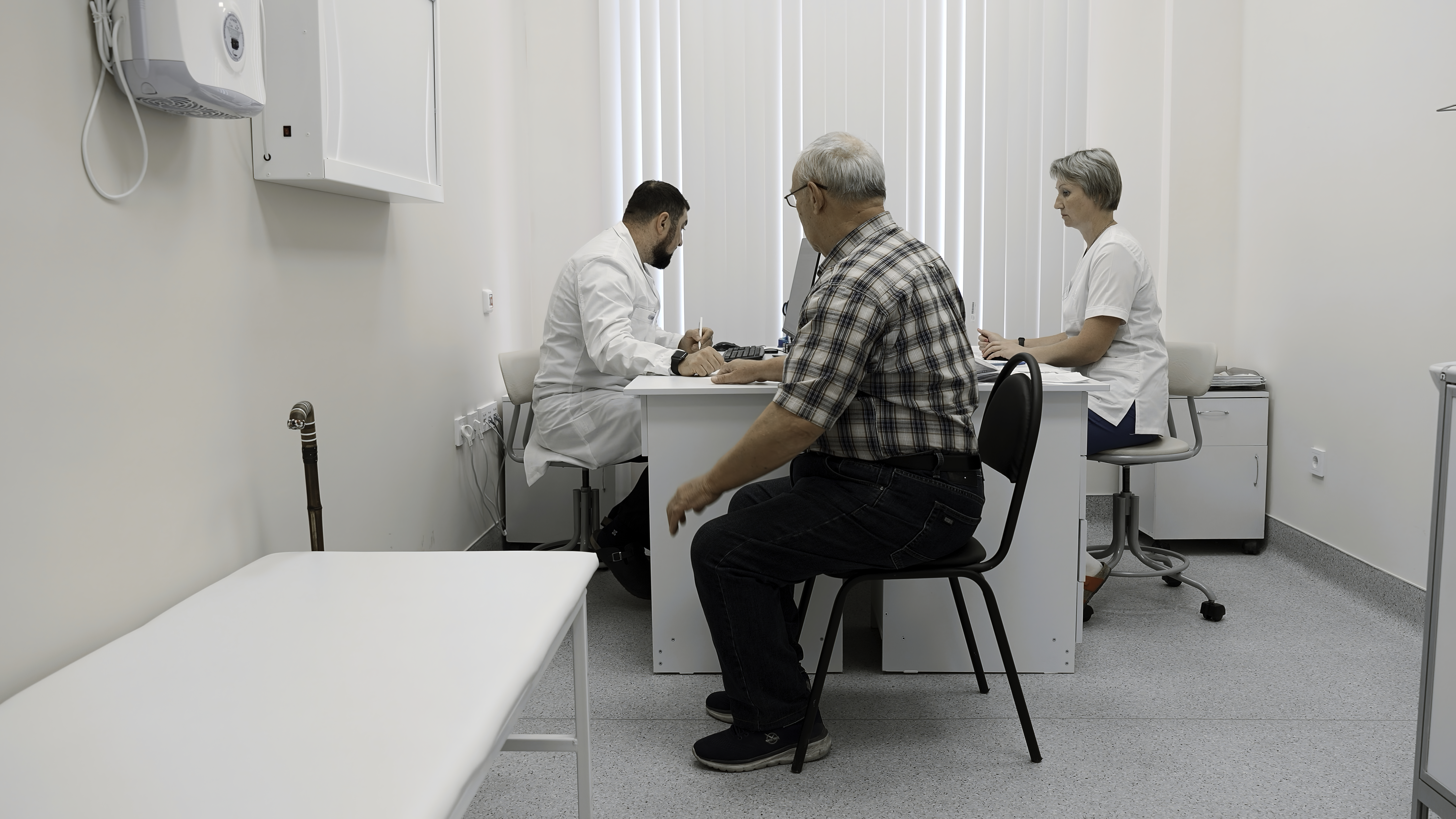 Bollino rosso per caldo, in Asl 3 visite ed esami rimandati per anziani fragili