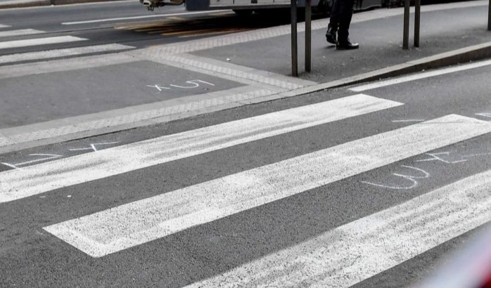 Quattro persone investite in pochi minuti: all'ospedale anche una ragazzina