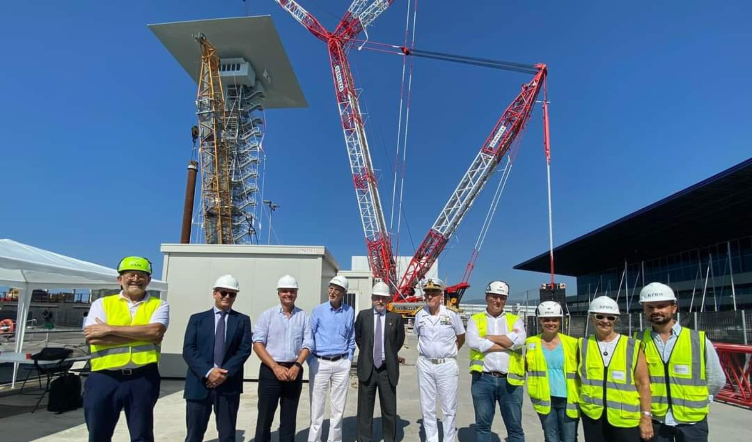 Genova, terminati i lavori della Torre Piloti: a settembre l'inaugurazione