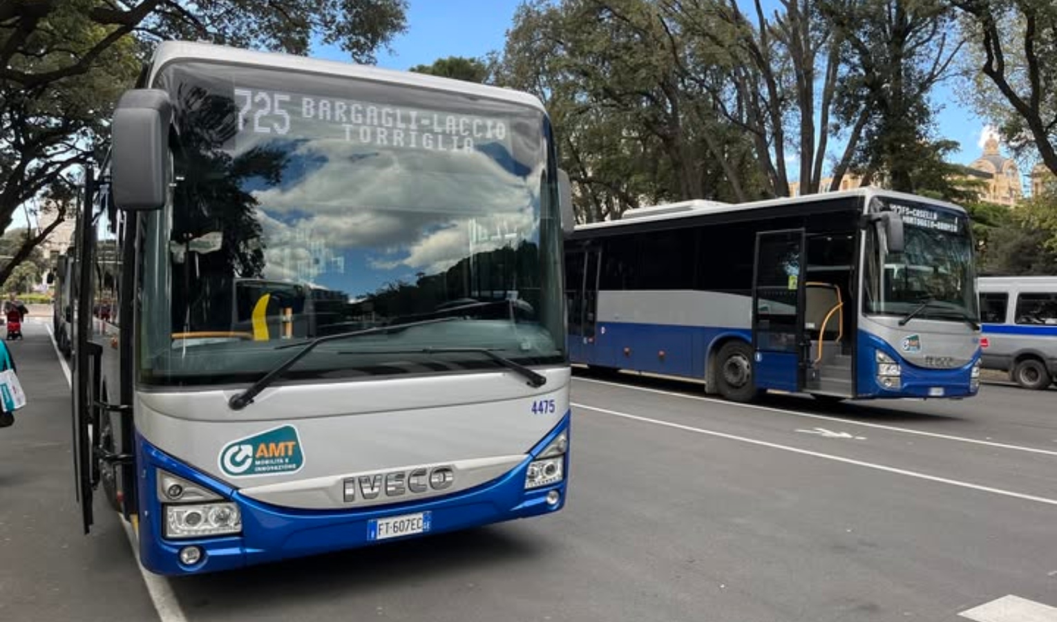 Crisi Amt, niente corriere e scuolabus nell'entroterra. A Davagna scatta il 'fai da te'