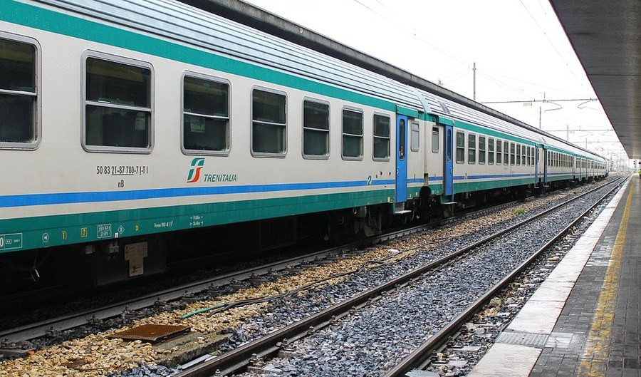 Treni Genova-Milano, guasto alla linea elettrica: pomeriggio di ritardi