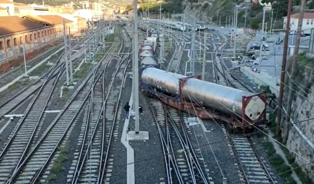 Treno francese deragliato a Ventimiglia, assolto il ferroviere 