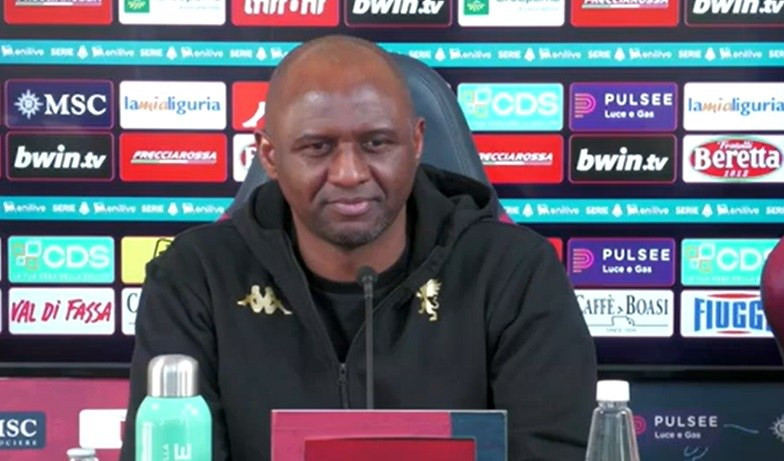 Il tecnico del Genoa Patrick Vieira