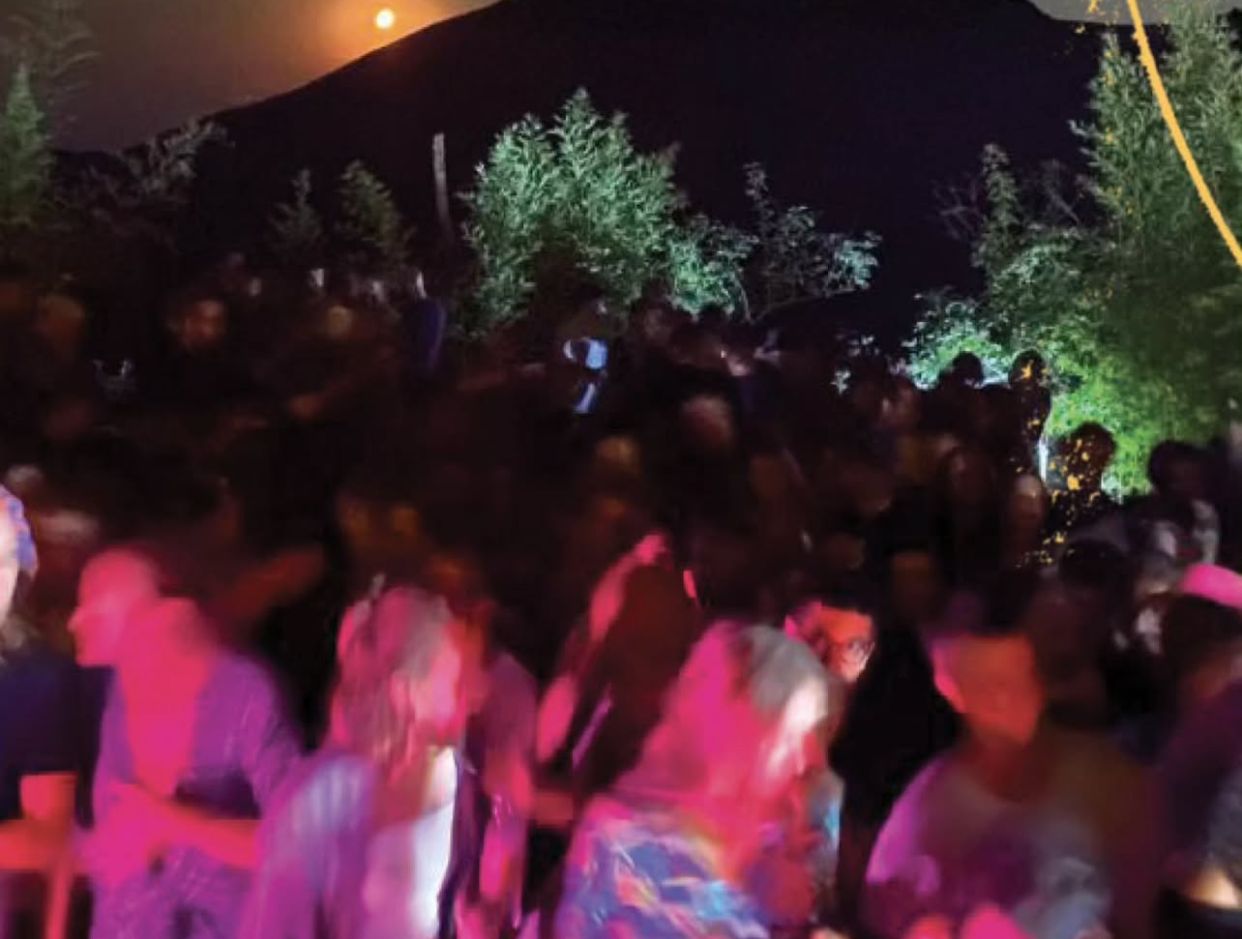 Rave party sul monte Cornua con 3mila persone: due ricoveri per sospetta overdose