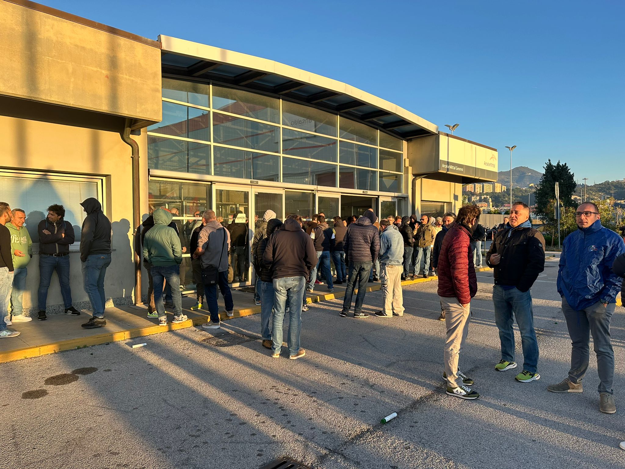 Ex Ilva, sciopero anche a Genova. I sindacati: