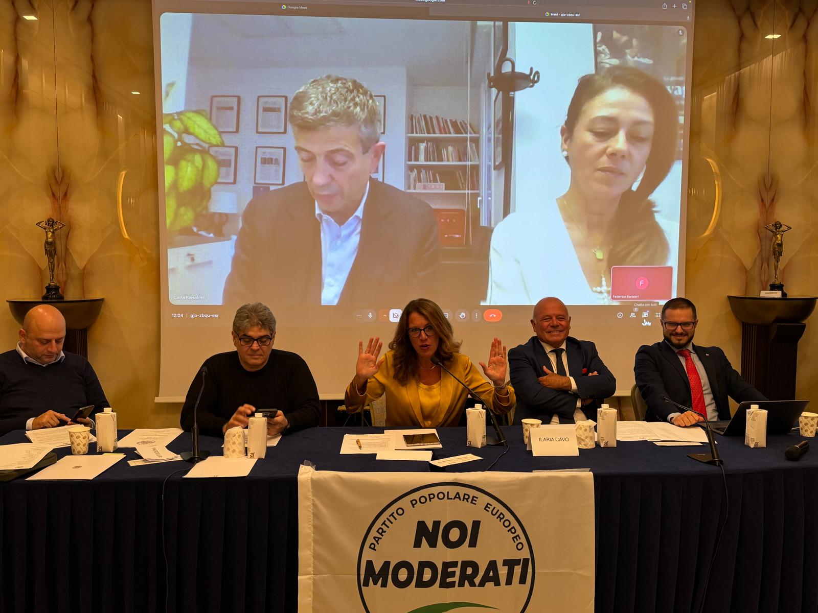 Noi Moderati a congresso punta sul centro: