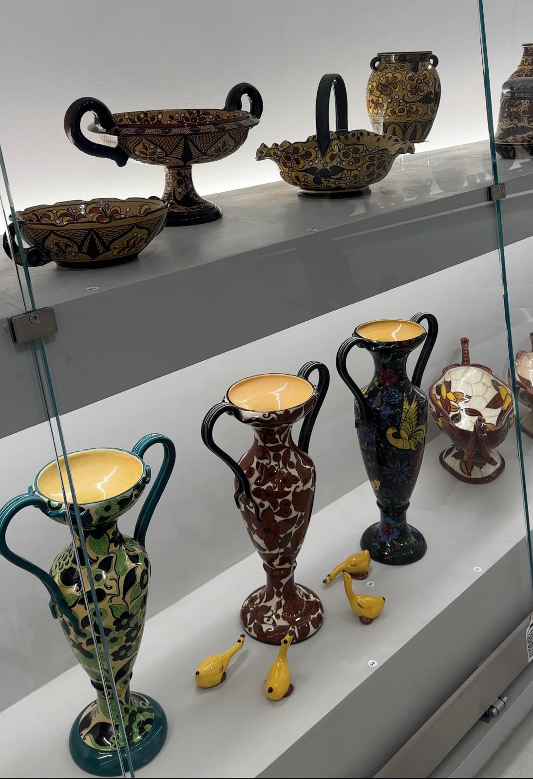 Dall’Art Déco alla contemporaneità: viaggio nella ceramica ligure al museo di Savona