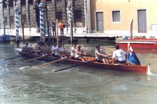 Un album fotografico per i 120 anni del Rowing Club Genovese