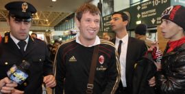 Cassano è partito per Dubai con il Milan