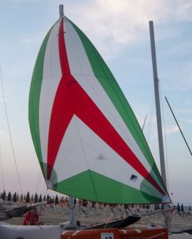 Parte da Genova il Giro d'Italia in Catamarano