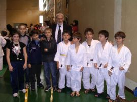 Cinque medaglie d'oro per l'Asaj Judo 