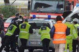 Morosini, auto bloccò ambulanza: sospeso vigile