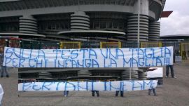 Tifosi Novara, striscione contro Bertani