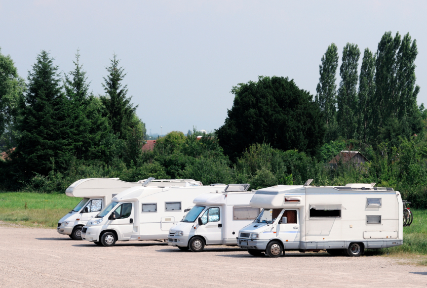 Sequestrati 500 autoveicoli, tutti intestati ad una 'povera' rumena