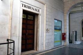 Gli avvocati contro la chiusura del tribunale