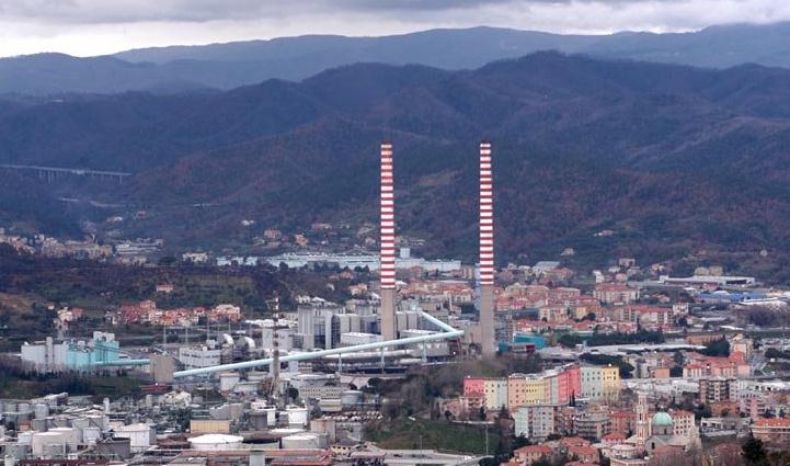 Accertamenti dei Carabinieri alla centrale di Vado Ligure