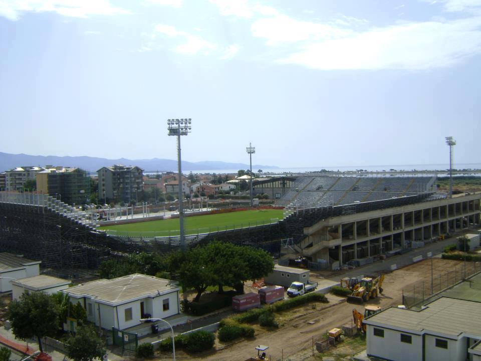 Cagliari-Samp, ultimo tentativo dei sardi per aprire Is Arenas