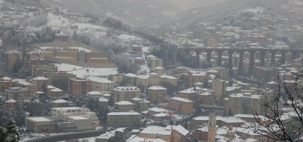 Neve nell'entroterra genovese: chiusi tre passi e una statale