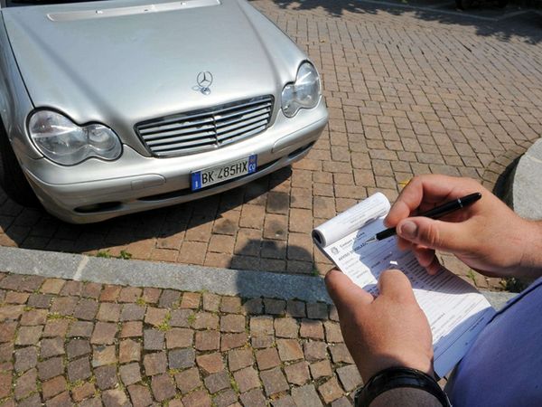 Park disabili, multe per 5mila furbetti in 15 mesi. In arrivo il Cude