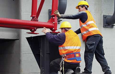 Sciopero dei lavoratori dell' edilizia, presidio in piazza De Ferrari