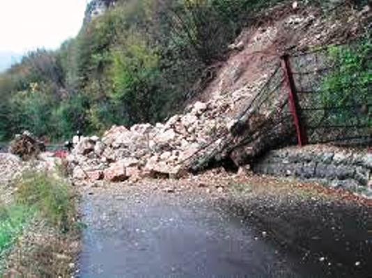 Ancora frane in Liguria, isolata Roviasca nel comune di Quiliano