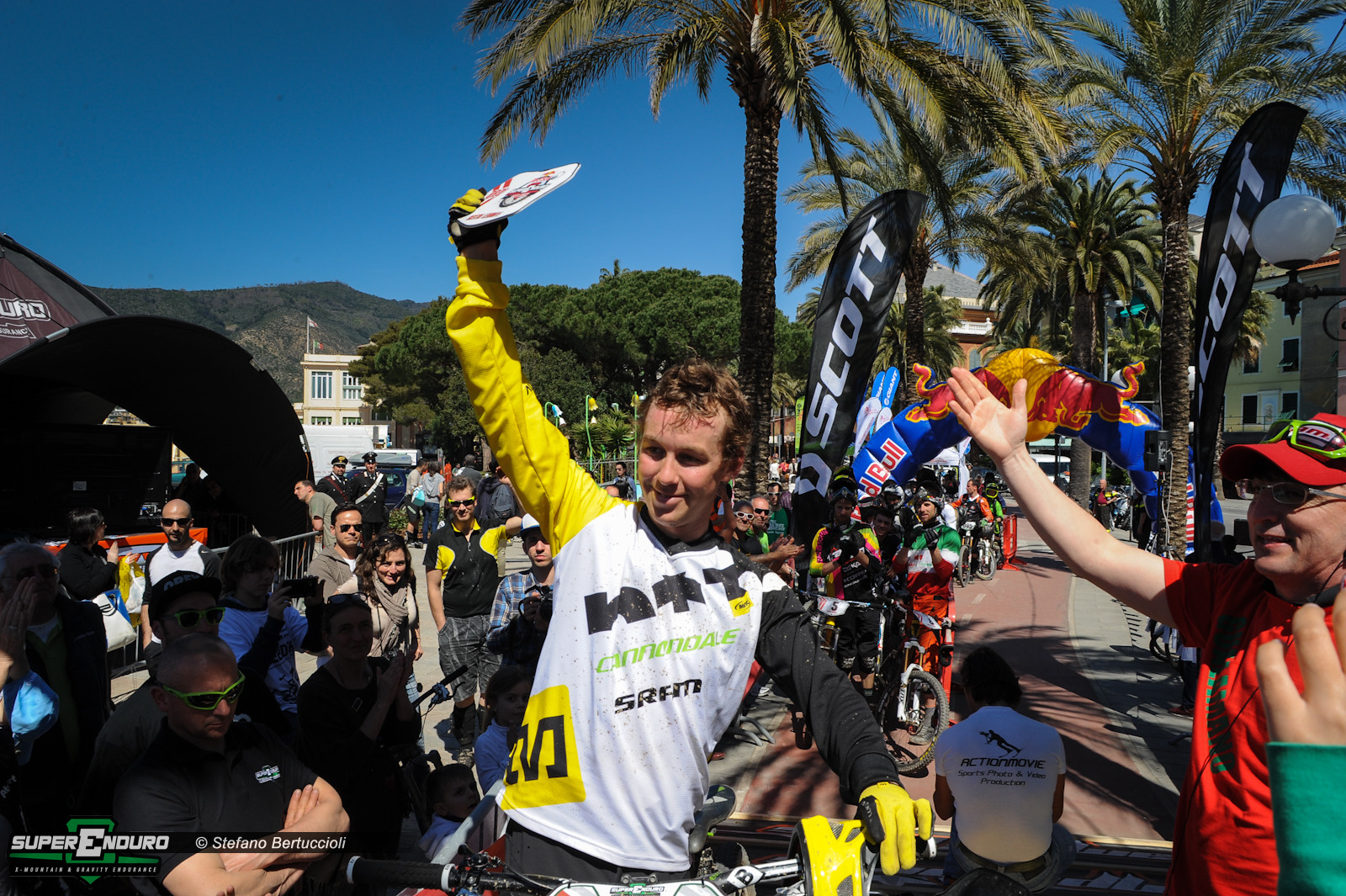 Superenduro a Sestri Levante, Jerome Clementz imbattibile sui trail Liguri