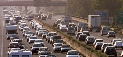 A7: traffico riaperto su una sola corsia