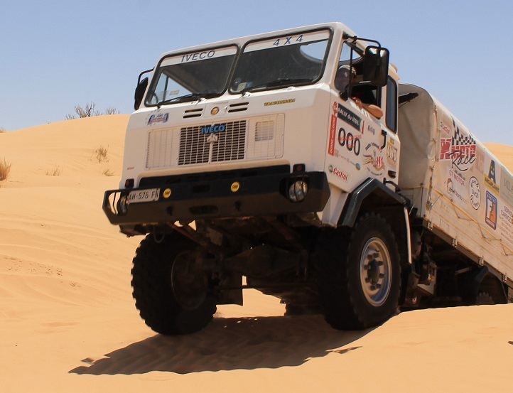 Spettacolo nel Rally du Jebil e Donne nelle Dune 2013, tanti genovesi in gara 