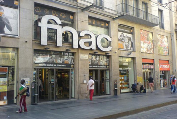 C'è l'accordo, salvo il negozio Fnac di Genova