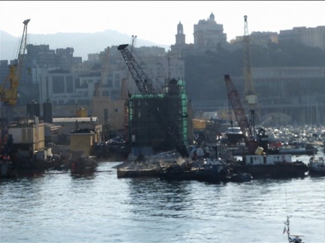 Tragedia porto, domani a Candelo i funerali di Davide Morella