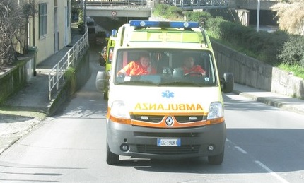 Accoltellata in strada a Sestri Levante dal compagno nordafricano