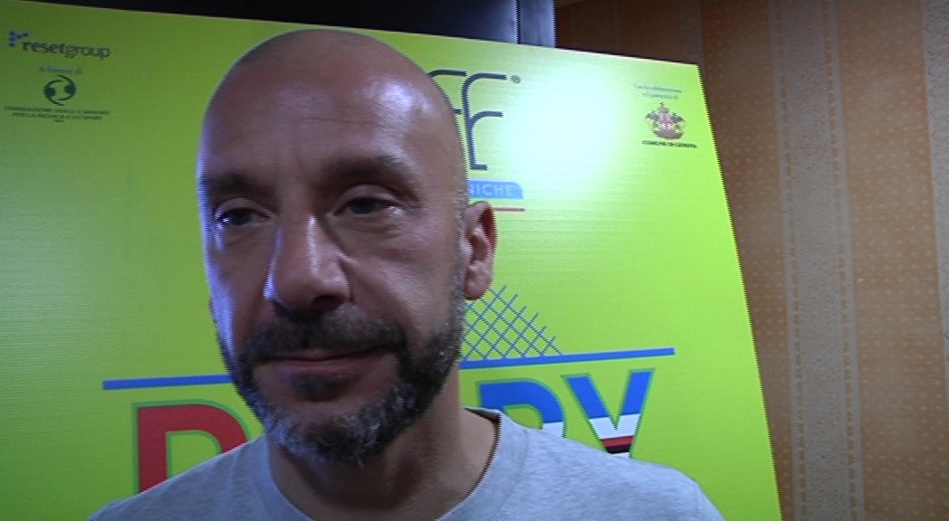 Esclusiva, Vialli: 