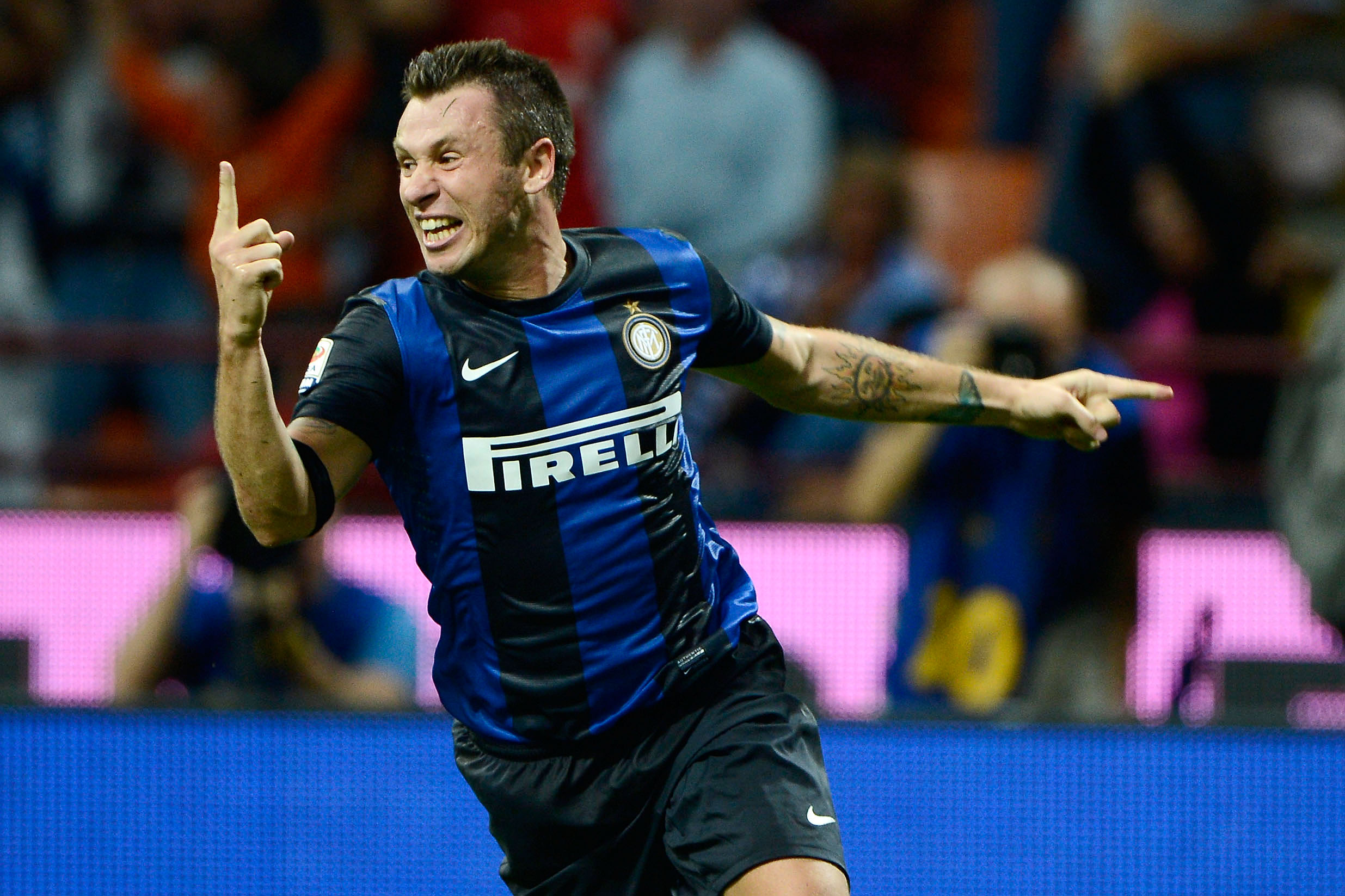 Il Genoa vuol battere il Parma nella corsa a Cassano