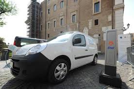 Auto elettriche, prova gratuita da domani al 30 a Genova