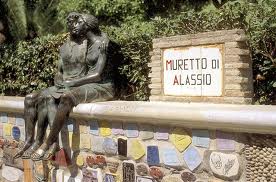 Alassio, lunedì shopping d'élite lungo la strada del Muretto