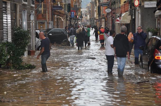 Sestri Ponente ricorda l'alluvione del 2010: una targa per Paolo Marchini