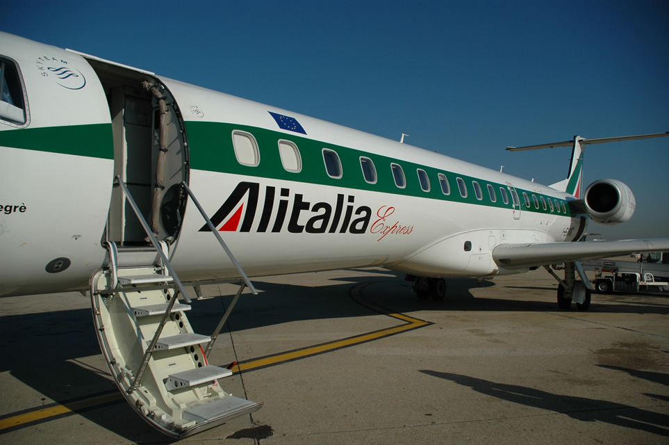 Alitalia: sì ad aumento di capitale, il Cda pronto alle dimissioni