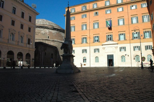 Senato, evacuato Palazzo Carpegna. Ma è un falso allarme