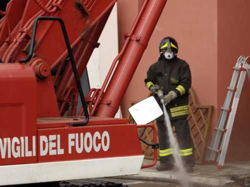 Attentato incendiario a Sanremo, distrutto locale in piazza Colombo