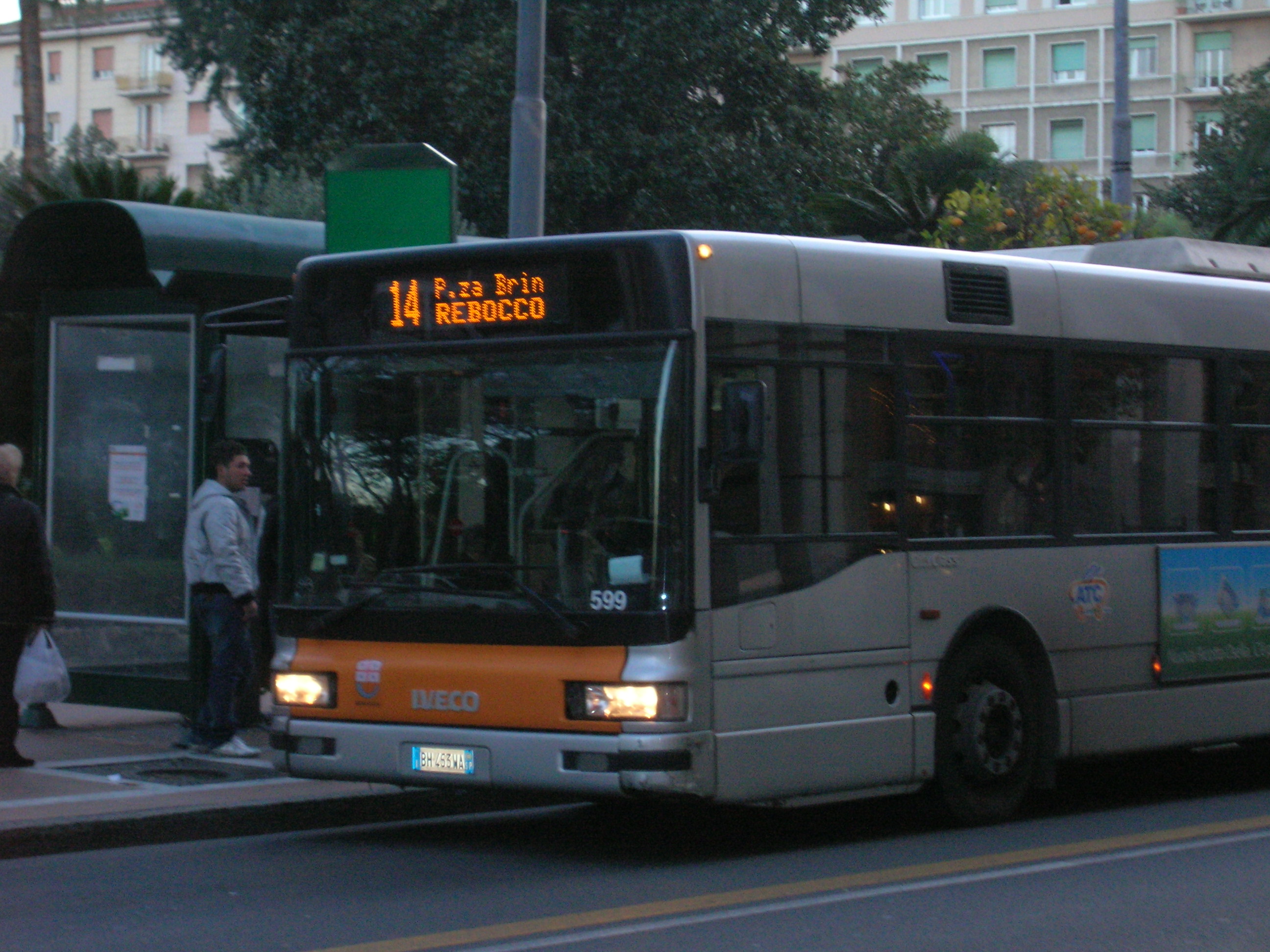 Trasporto pubblico, lunedì 8 ore di stop alla Spezia