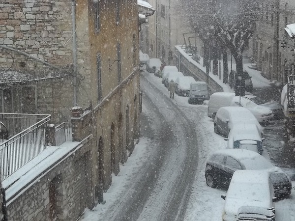 Meteo, da domani calano nuovamente le temperature