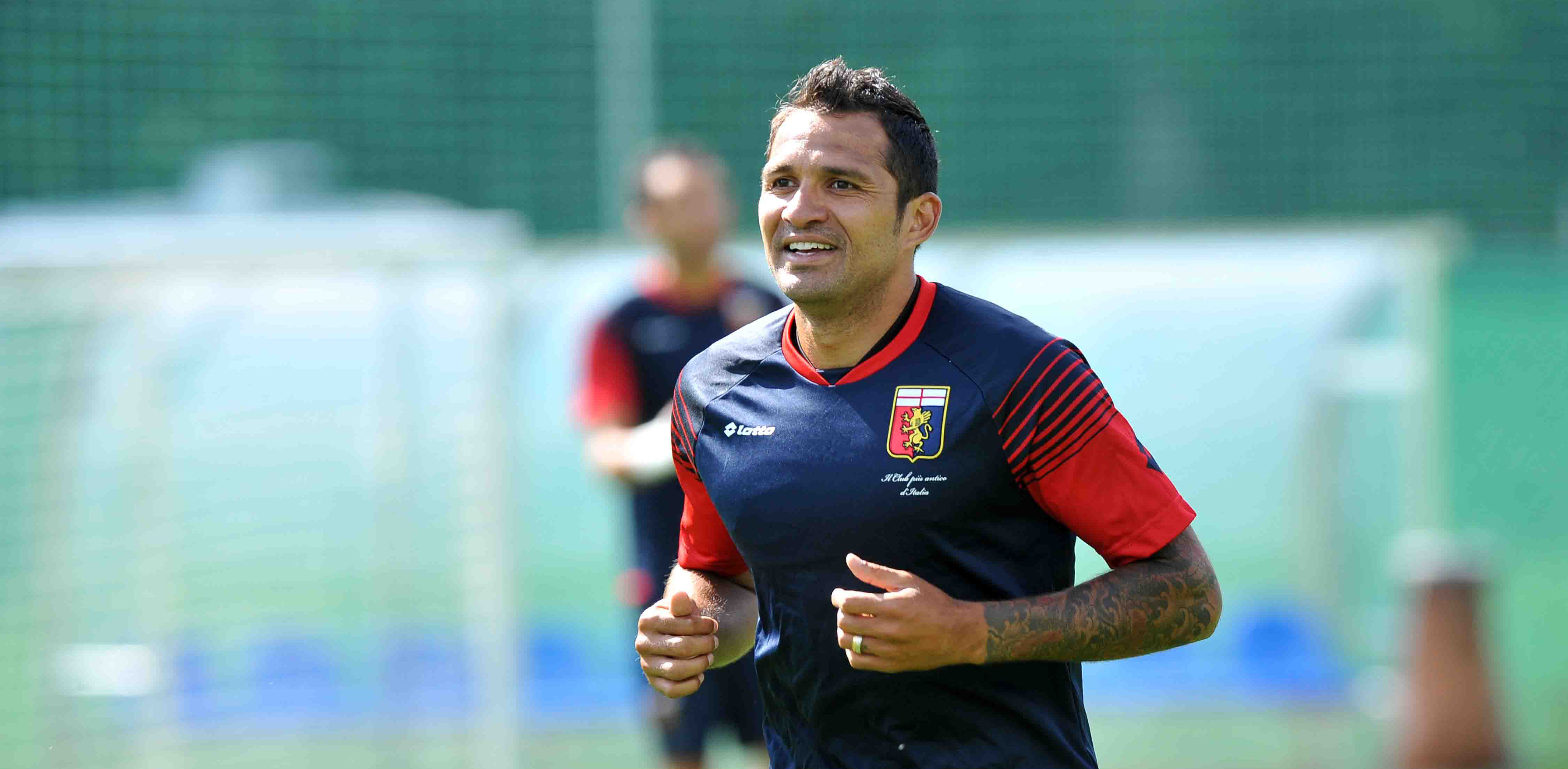 Genoa al lavoro a porte chiuse, Santana sempre a parte