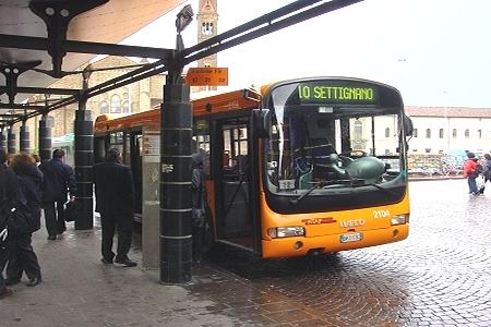 Caos bus a Firenze, secondo giorno di sciopero selvaggio dei lavoratori