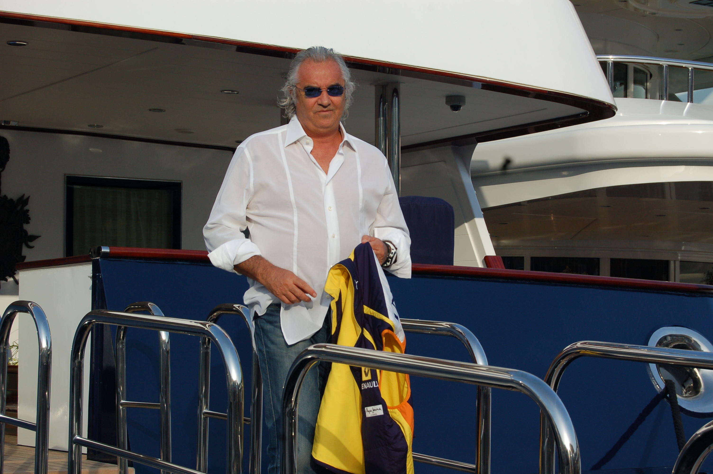 Presunta evasione sullo yacht, rinviato processo a Flavio Briatore